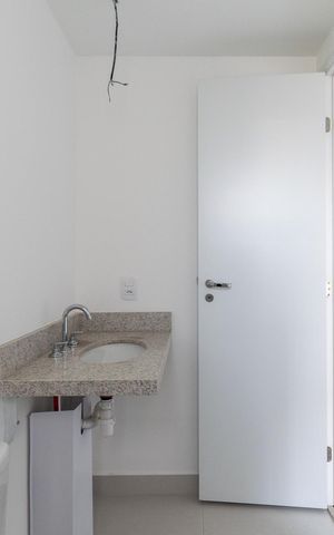 Apartamento à venda com 85m², 2 quartos e 1 vaga Apartamento à venda com 85m², 2 quartos e 1 vagaBanheiro da Suíte 2