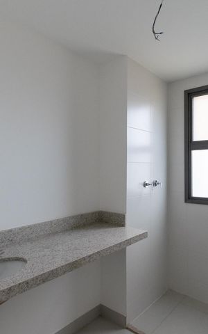 Apartamento à venda com 85m², 2 quartos e 1 vaga Apartamento à venda com 85m², 2 quartos e 1 vagaBanheiro da Suíte 1