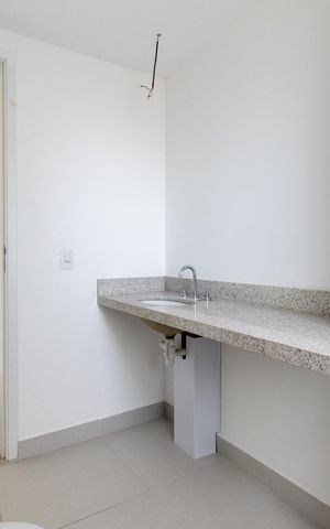 Apartamento à venda com 85m², 2 quartos e 1 vaga Apartamento à venda com 85m², 2 quartos e 1 vagaBanheiro da Suíte 1