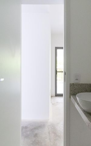 Apartamento à venda com 85m², 2 quartos e 1 vaga Apartamento à venda com 85m², 2 quartos e 1 vagaLavabo