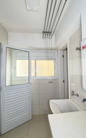 Apartamento à venda com 147m², 3 quartos e 3 vagasCozinha e Área de Serviço