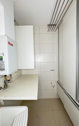 Apartamento à venda com 147m², 3 quartos e 3 vagasCozinha e Área de Serviço