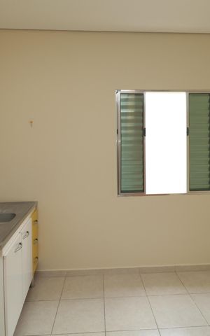 Casa para alugar com 70m², 1 quarto e 2 vagasCozinha