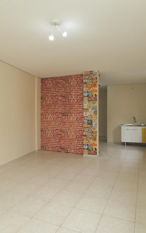 Casa para alugar com 70m², 1 quarto e 2 vagasSala