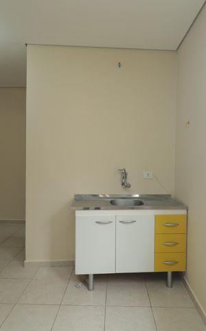 Casa para alugar com 70m², 1 quarto e 2 vagasCozinha