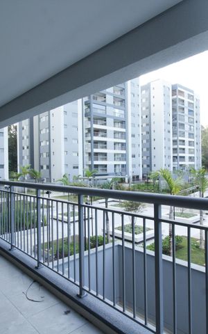 Apartamento para alugar com 152m², 3 quartos e 3 vagas Apartamento para alugar com 152m², 3 quartos e 3 vagasVaranda