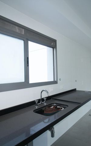 Apartamento para alugar com 152m², 3 quartos e 3 vagas Apartamento para alugar com 152m², 3 quartos e 3 vagasCozinha