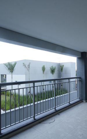 Apartamento para alugar com 152m², 3 quartos e 3 vagas Apartamento para alugar com 152m², 3 quartos e 3 vagasVaranda