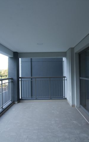 Apartamento para alugar com 152m², 3 quartos e 3 vagas Apartamento para alugar com 152m², 3 quartos e 3 vagasVaranda