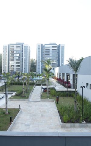Apartamento para alugar com 152m², 3 quartos e 3 vagas Apartamento para alugar com 152m², 3 quartos e 3 vagasVista da Varanda