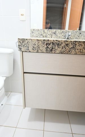 Apartamento para alugar com 64m², 2 quartos e 1 vaga Apartamento para alugar com 64m², 2 quartos e 1 vagaBanheiro da Suíte