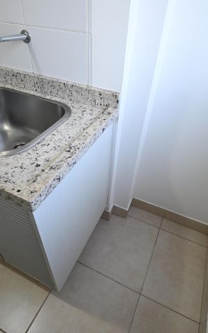 Apartamento para alugar com 64m², 2 quartos e 1 vaga Apartamento para alugar com 64m², 2 quartos e 1 vagaÁrea de serviço