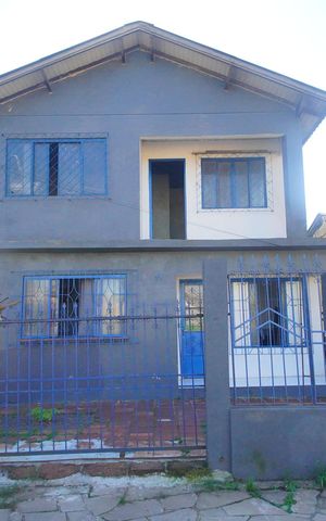 Casa para alugar com 100m², 3 quartos e 1 vagaFachada