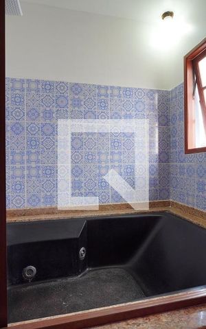 Casa para alugar com 130m², 3 quartos e 1 vaga