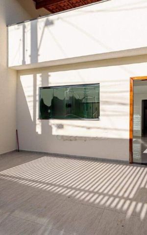 Casa à venda com 180m², 3 quartos e 2 vagas