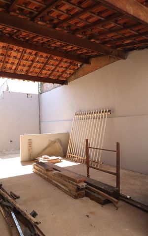 Casa para alugar com 200m², 4 quartos e 3 vagasQuintal - Varanda