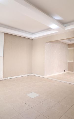 Casa para alugar com 200m², 4 quartos e 3 vagasSala