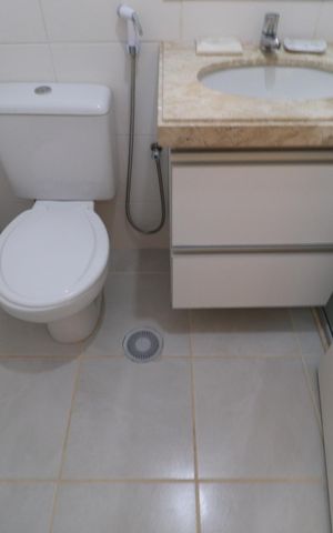 Apartamento para alugar com 65m², 2 quartos e 1 vagaBanheiro 