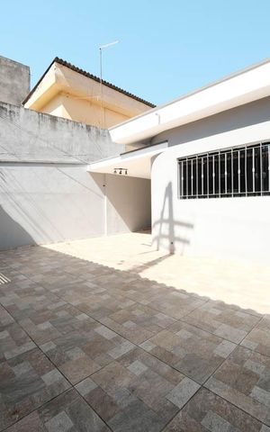 Casa à venda com 260m², 5 quartos e 6 vagasGaragem