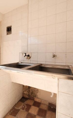 Casa à venda com 260m², 5 quartos e 6 vagasÁrea de Serviço