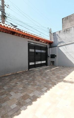Casa à venda com 260m², 5 quartos e 6 vagasGaragem