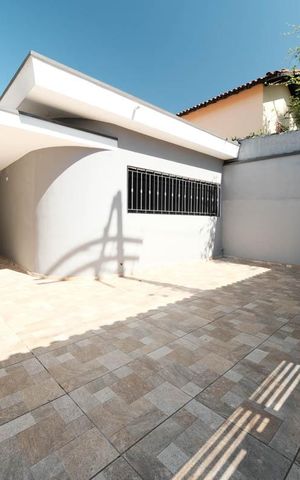 Casa à venda com 260m², 5 quartos e 6 vagasGaragem