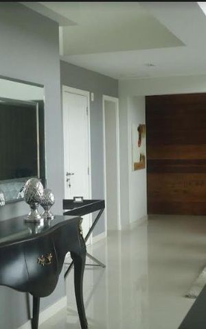 Apartamento à venda com 186m², 3 quartos e 4 vagasSala