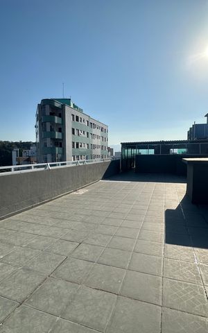 Apartamento para alugar com 60m², 1 quarto e 1 vaga Apartamento para alugar com 60m², 1 quarto e 1 vagaÁrea comum - Salão de festas