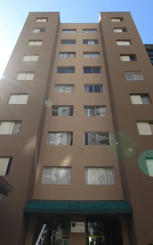 Apartamento para alugar com 65m², 2 quartos e 1 vagaFachada do Prédio