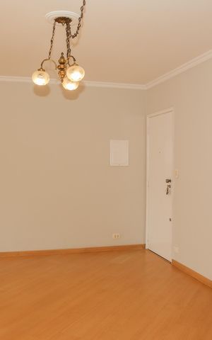 Apartamento para alugar com 116m², 3 quartos e 1 vaga Apartamento para alugar com 116m², 3 quartos e 1 vagaSala