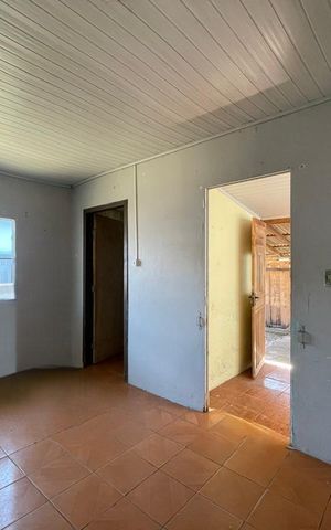 Casa para alugar com 28m², 1 quarto e 1 vaga Casa para alugar com 28m², 1 quarto e 1 vagaSala