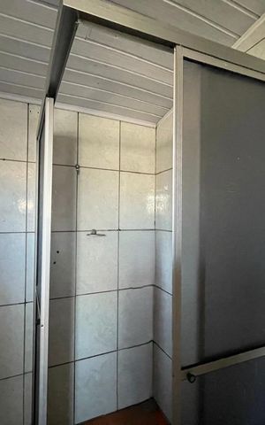 Casa para alugar com 28m², 1 quarto e 1 vaga Casa para alugar com 28m², 1 quarto e 1 vagaBanheiro