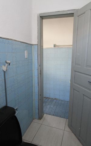 Casa para alugar com 150m², 2 quartos e sem vagaBanheiro