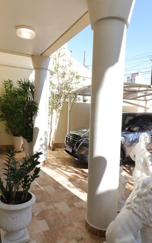Casa à venda com 248m², 5 quartos e 3 vagasGaragem