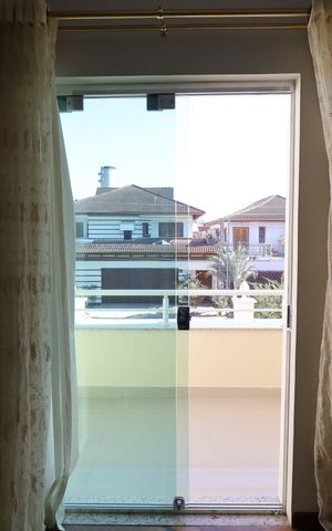 Casa à venda com 248m², 5 quartos e 3 vagasVaranda da Suíte 3