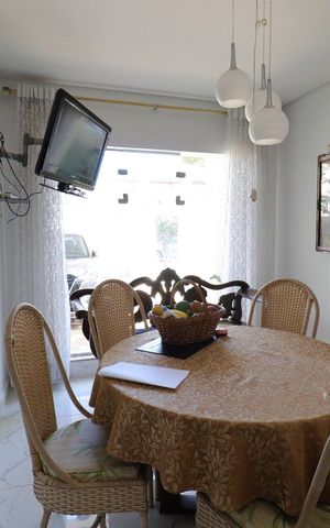 Casa à venda com 248m², 5 quartos e 3 vagasSala de jantar 2