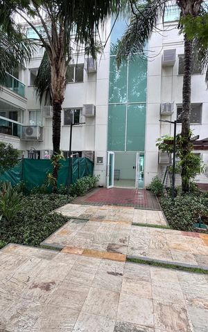 Apartamento à venda com 138m², 3 quartos e 2 vagas Apartamento à venda com 138m², 3 quartos e 2 vagasFachada