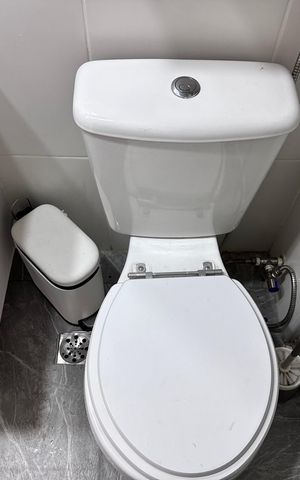Apartamento à venda com 138m², 3 quartos e 2 vagas Apartamento à venda com 138m², 3 quartos e 2 vagasBanheiro Social