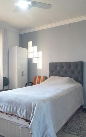 Casa à venda com 300m², 5 quartos e 2 vagasQuarto 2