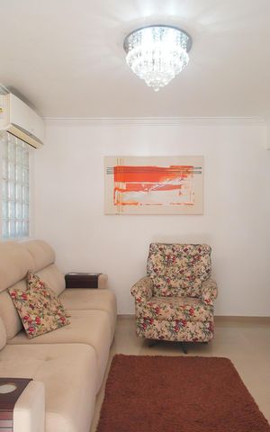 Casa à venda com 300m², 5 quartos e 2 vagasSala 2
