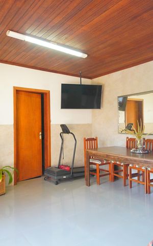 Casa à venda com 300m², 5 quartos e 2 vagasEspaço Gourmet