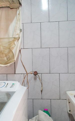 Casa à venda com 300m², 5 quartos e 2 vagasÁrea de Serviço