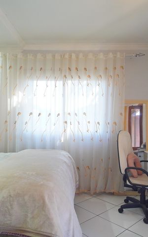 Casa à venda com 300m², 5 quartos e 2 vagassuite
