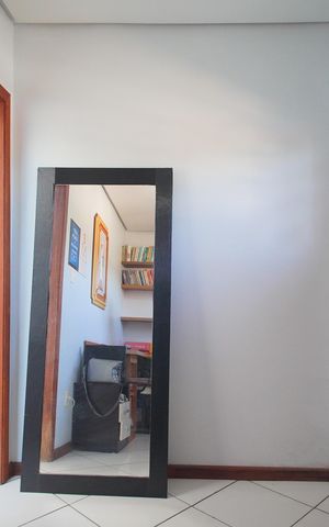 Casa à venda com 300m², 5 quartos e 2 vagasQuarto 4