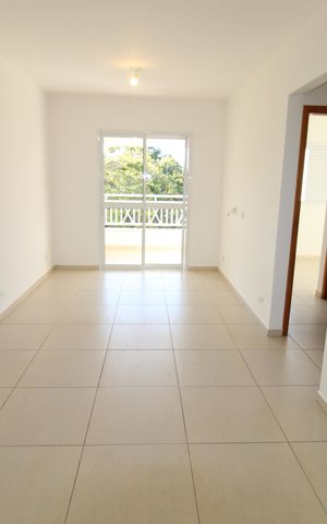 Apartamento para alugar com 70m², 2 quartos e 1 vagaSala