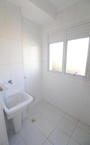 Apartamento para alugar com 70m², 2 quartos e 1 vagaÁrea de Serviço