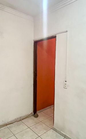 Casa à venda com 300m², 3 quartos e sem vaga Casa à venda com 300m², 3 quartos e sem vagaQuarto 3