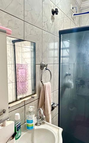 Casa à venda com 300m², 3 quartos e sem vaga Casa à venda com 300m², 3 quartos e sem vagaBanheiro 1