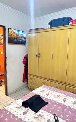 Casa à venda com 300m², 3 quartos e sem vaga Casa à venda com 300m², 3 quartos e sem vagaQuarto 1