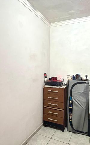 Casa à venda com 300m², 3 quartos e sem vaga Casa à venda com 300m², 3 quartos e sem vagaQuarto 3